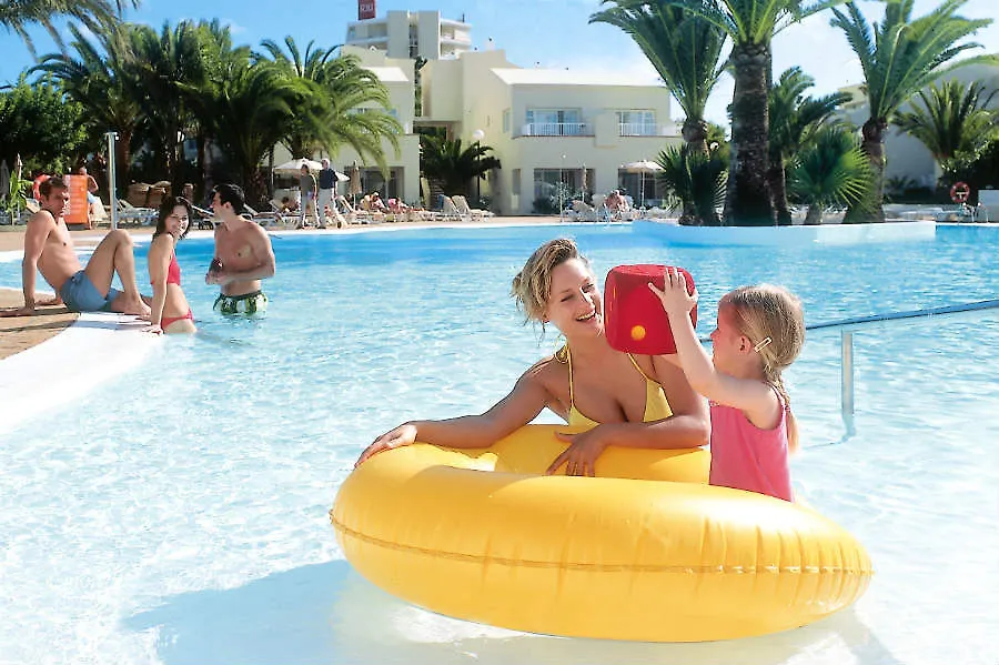 ***  Hotel Riu Oliva Beach Resort Коральео Испания